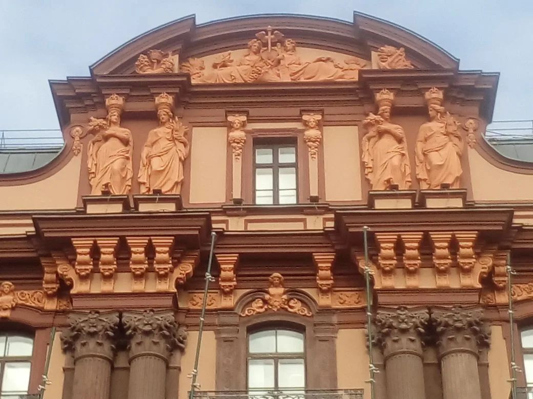 Руководитель мастерской